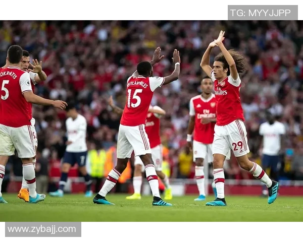 阿赫利与拜仁激战在即谁将赢得这场巅峰对决的荣耀